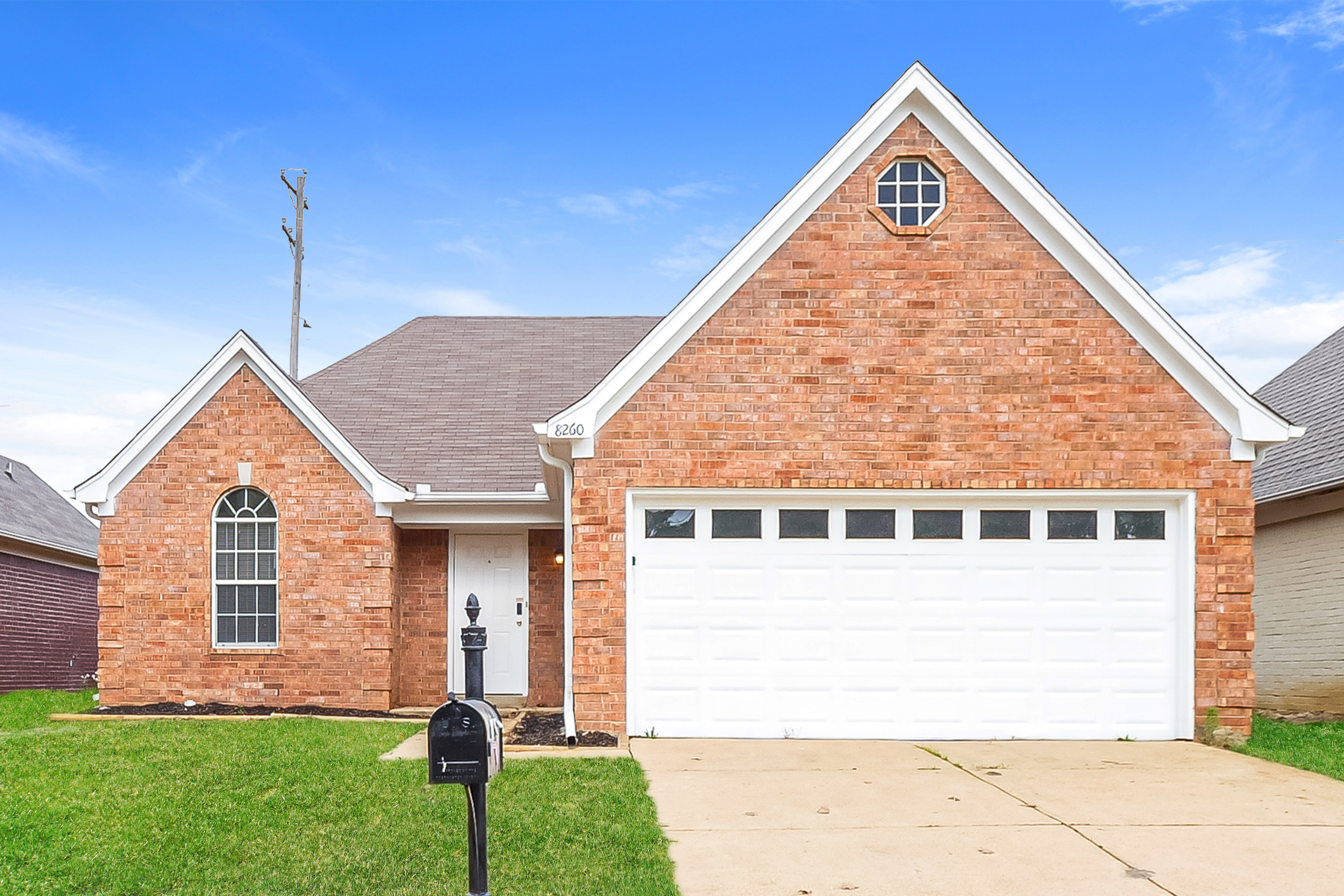 8260 CLUBVIEW DR OLIVE BRANCH, MS 38654